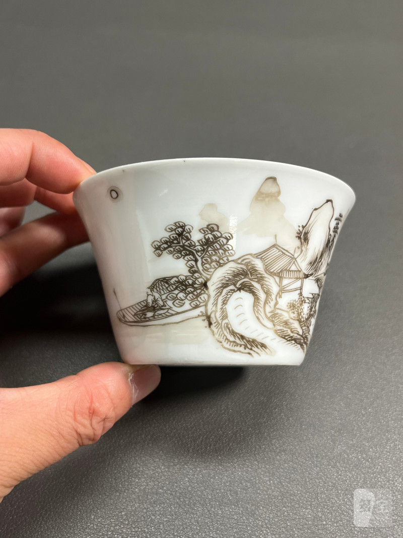 清雍正  墨彩山水人物马蹄杯 - 图6